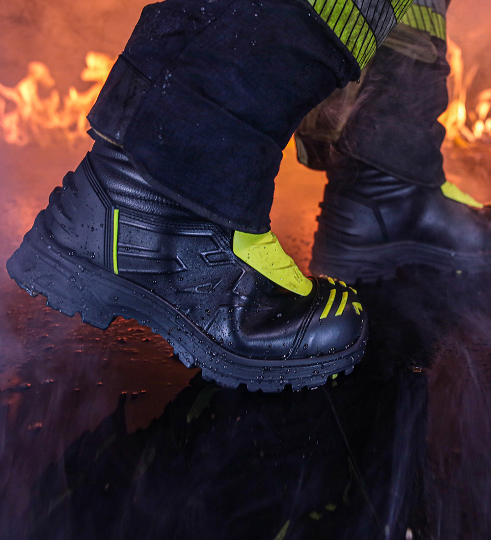 HAIX Fire Eagle 2.0, The fastest fire boot in the world. Your FIRE